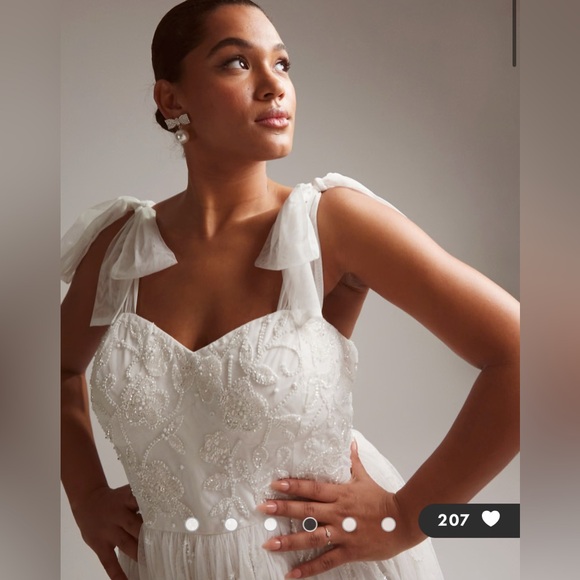 ASOS DESIGN Curve Mila Wedding Dress - Picture 3 of 16